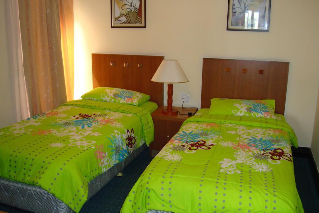 Dorcas Service Apartment - Marina Court Kota Kinabalu Room photo